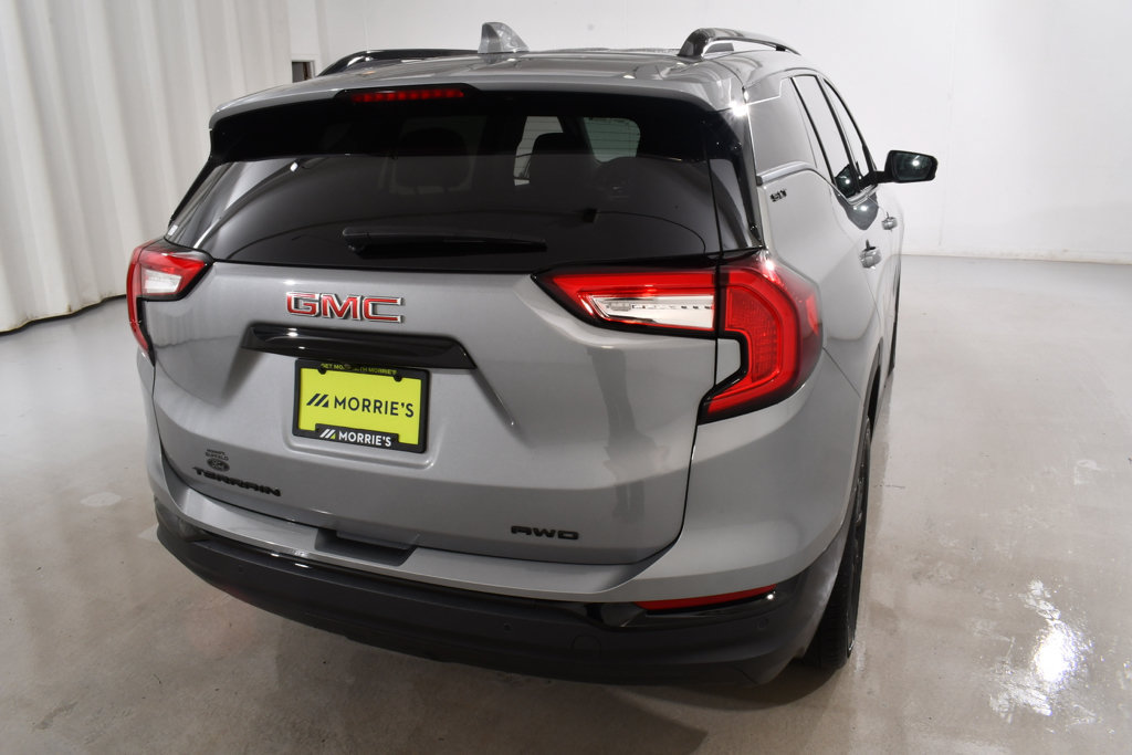 Used 2024 GMC Terrain SLT w/ Tech Package AWD/4WD image 12