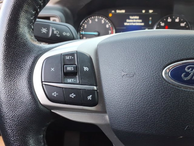 Used 2021 Ford Explorer XLT AWD/4WD image 27