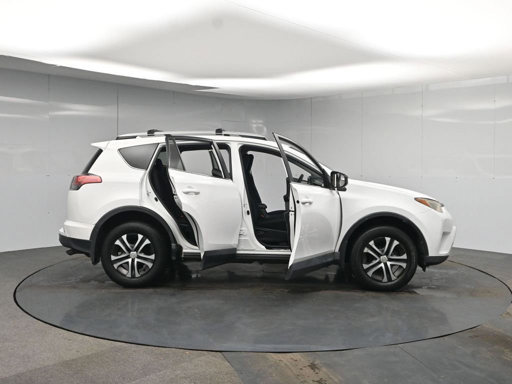 Used 2016 Toyota RAV4 LE image 50