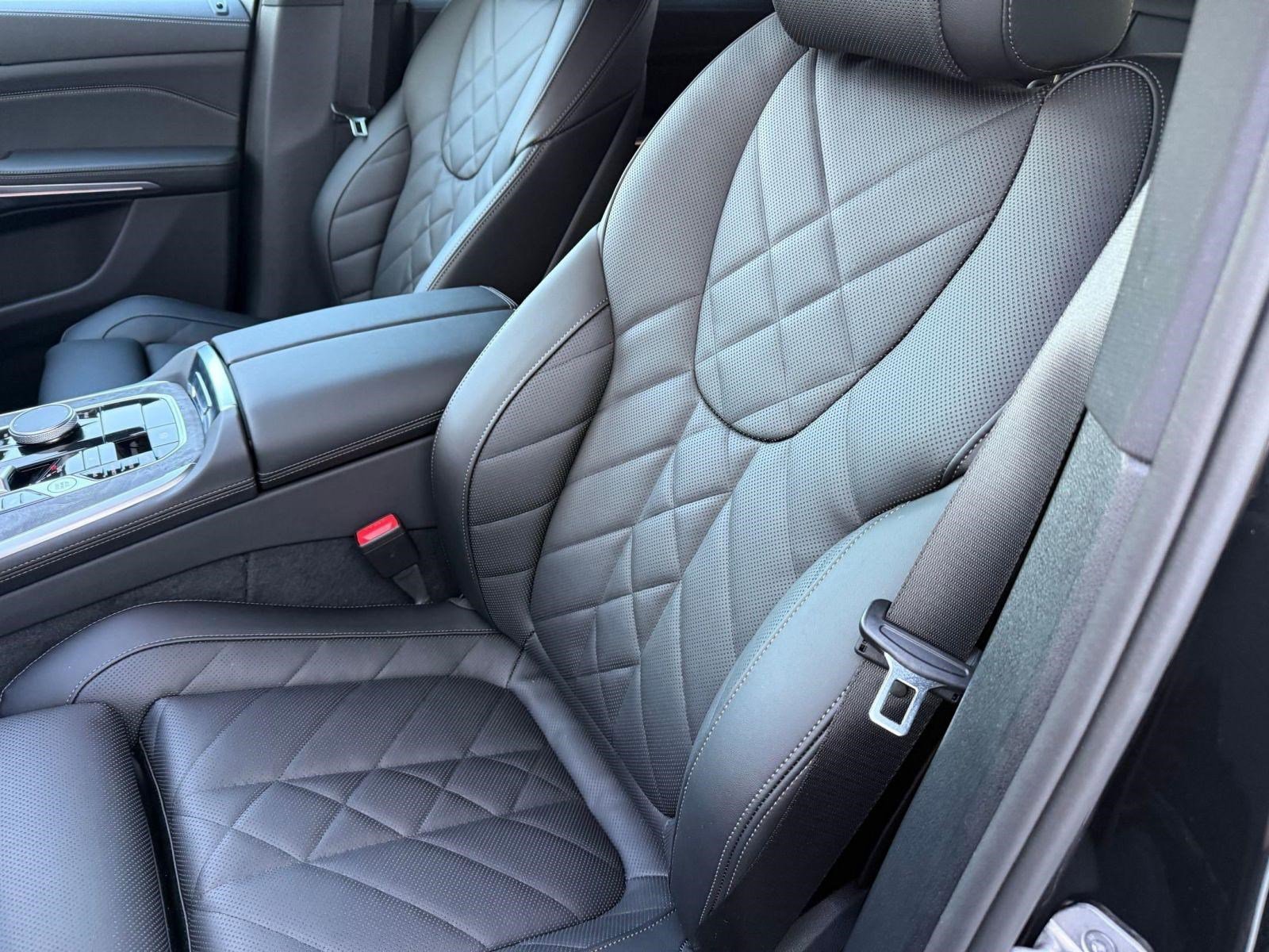 Used 2026 BMW X5 xDrive40i image 22