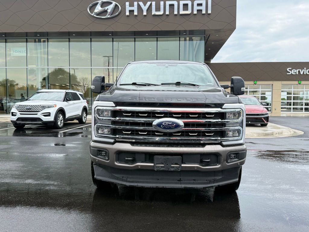 Used 2023 Ford F250 King Ranch w/ FX4 Off-Road Package image 2