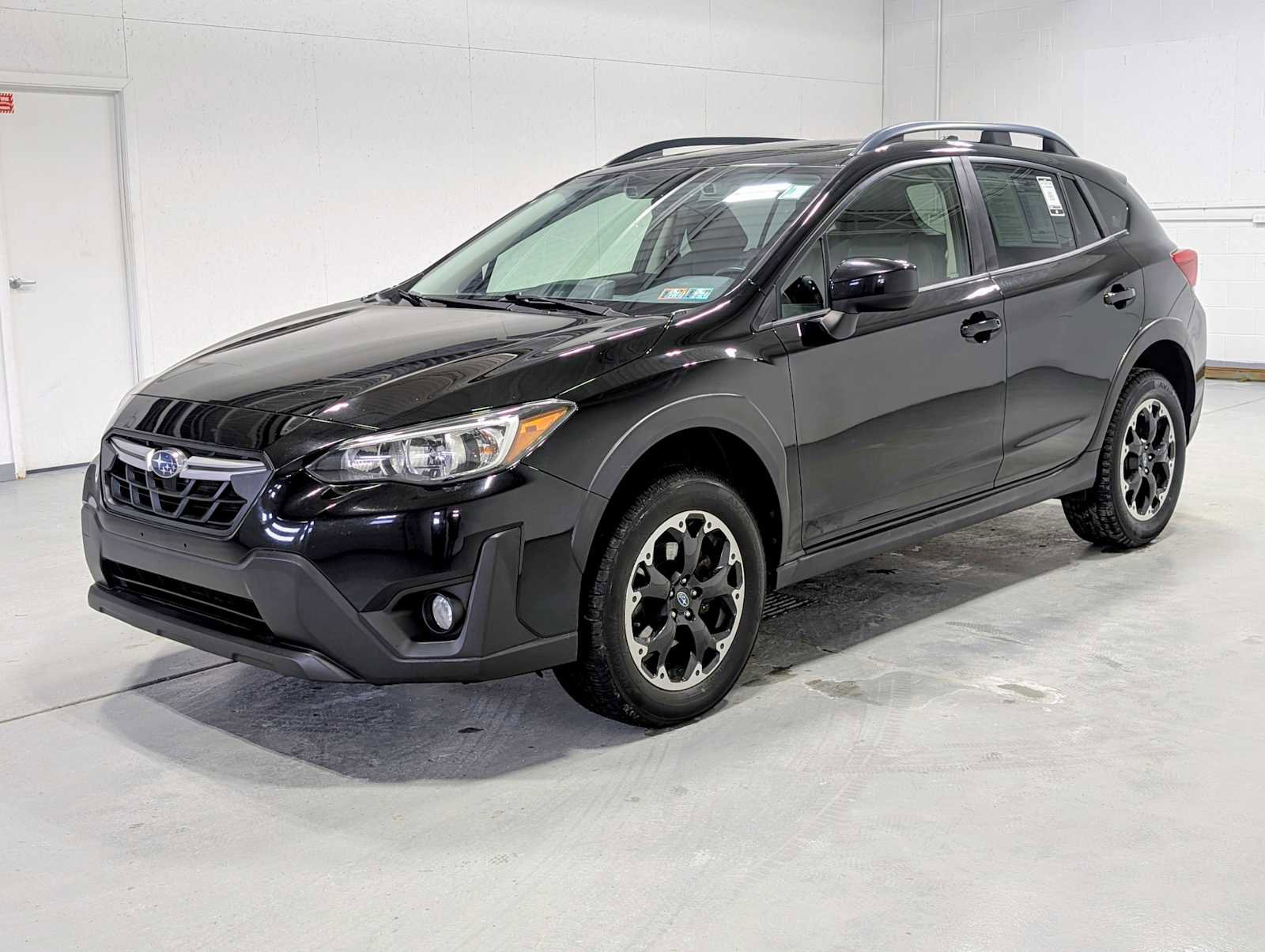 Used 2022 Subaru Crosstrek 2.0i Premium w/ Moonroof Package image 1