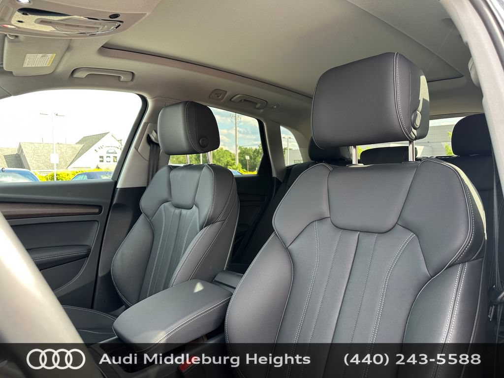 Certified 2025 Audi Q5 e Premium Plus w/ Premium Plus Package AWD/4WD image 15