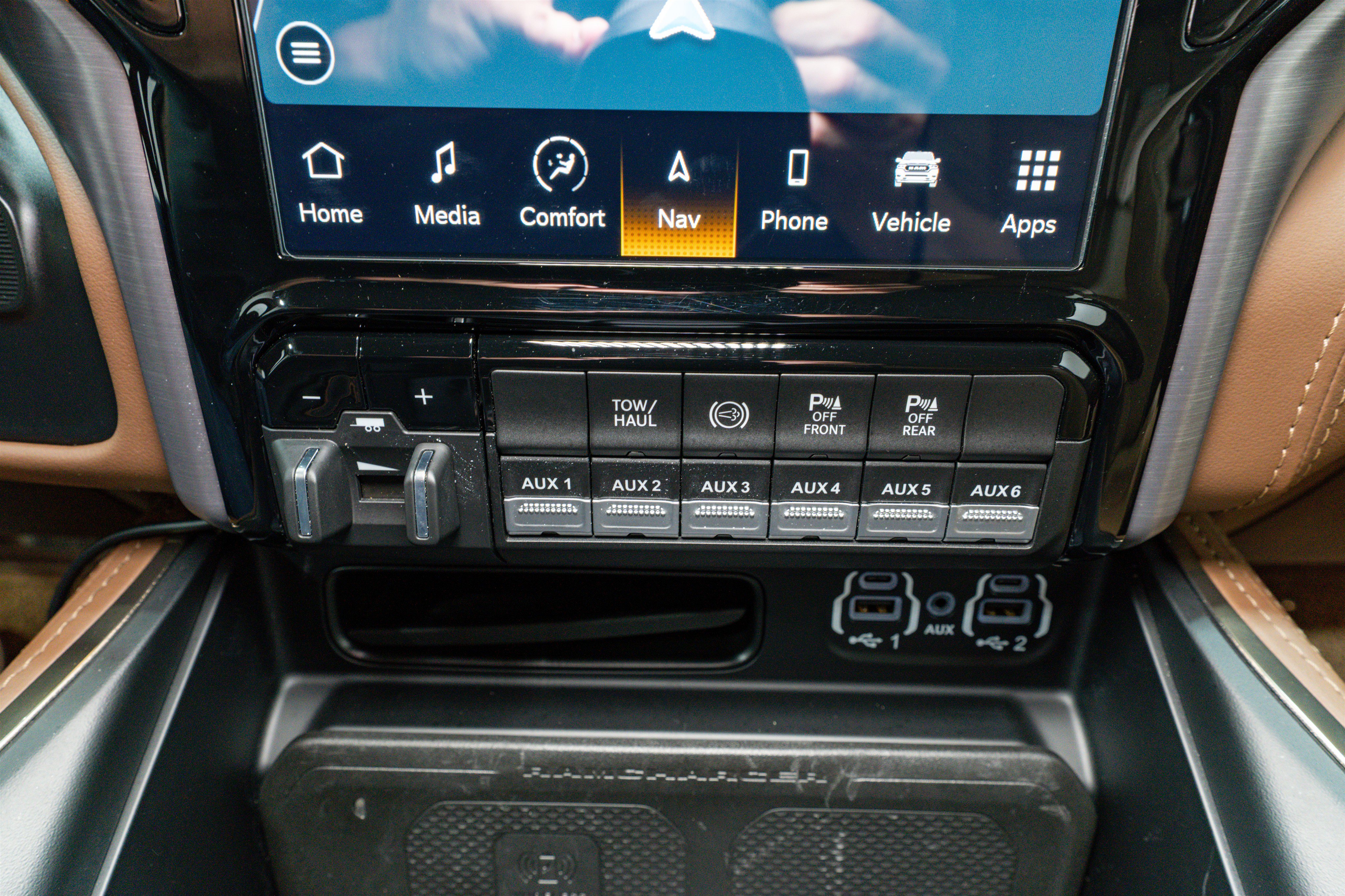 Used 2023 RAM 3500 Limited image 25