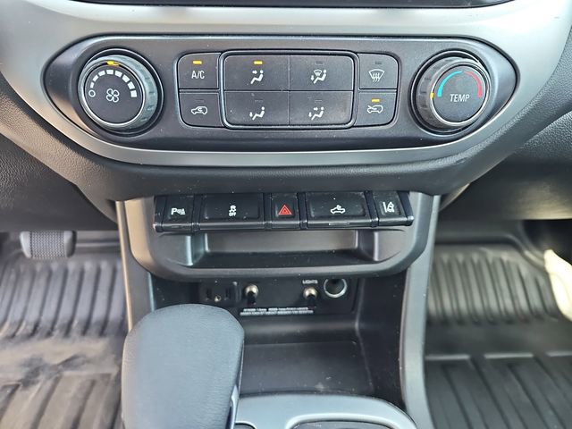 Used 2022 Chevrolet Colorado LT w/ Fleet Safety Package RWD image 27