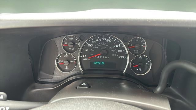Used 2024 Chevrolet Express 2500 w/ Driver Convenience Package RWD image 17