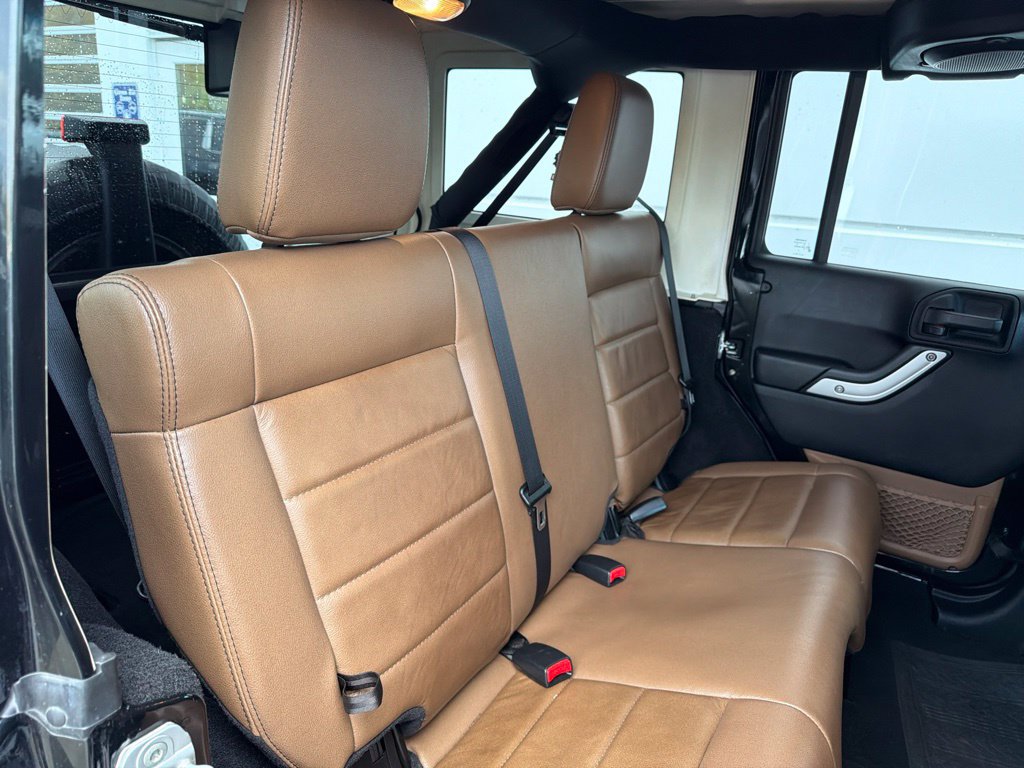 Used 2012 Jeep Wrangler Unlimited Sahara AWD/4WD image 23