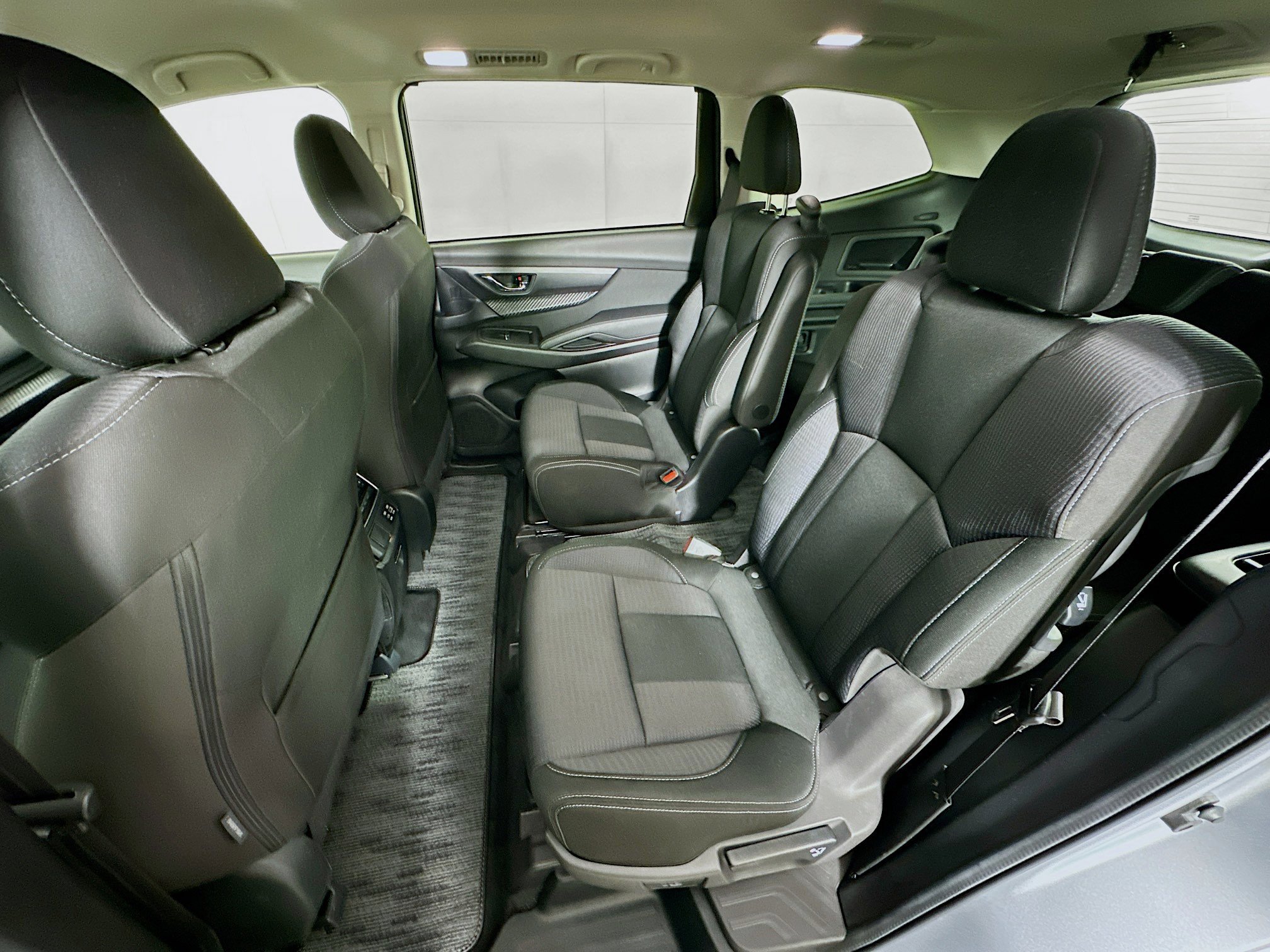 Used 2025 Subaru Ascent Premium AWD/4WD image 27