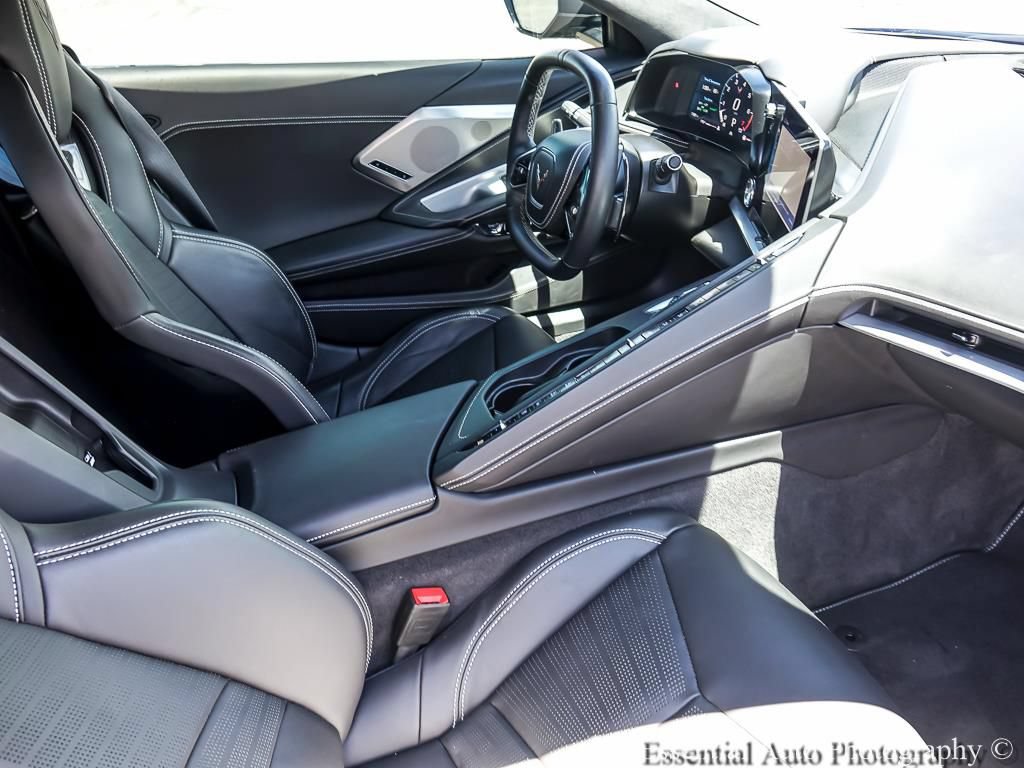 Used 2024 Chevrolet Corvette Stingray Premium Conv w/ Z51 Performance Package RWD image 22
