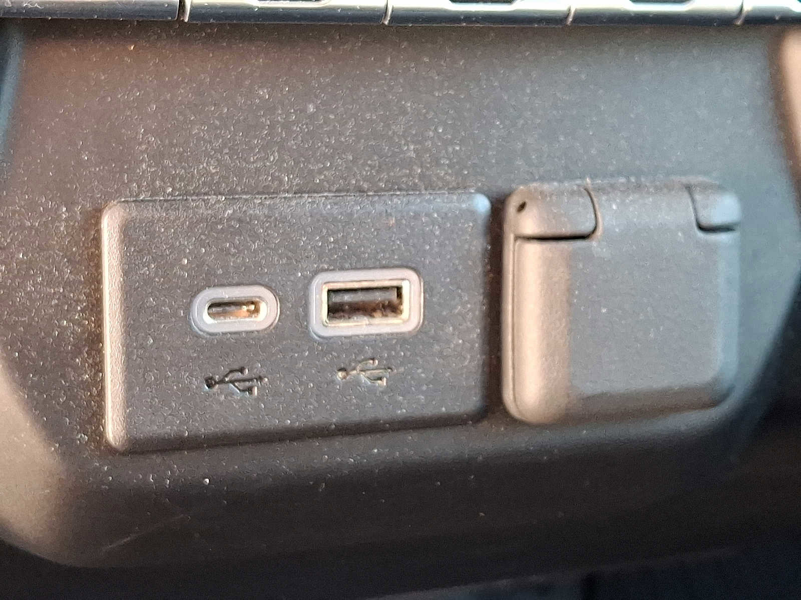 Certified 2022 Chevrolet Silverado 1500 LT image 25