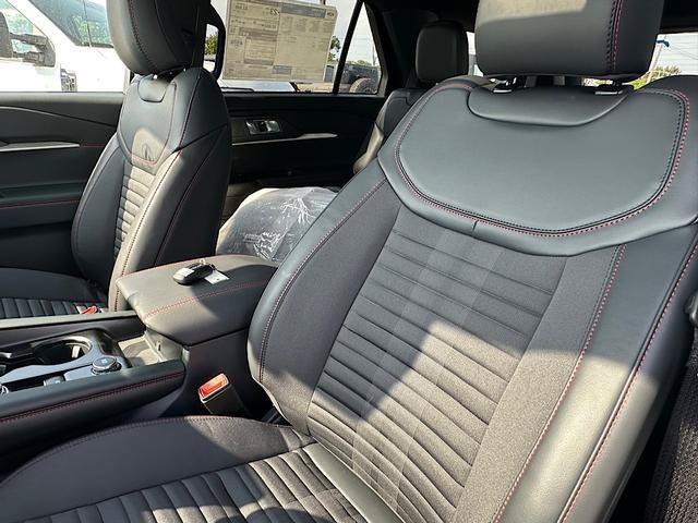 New 2027 Ford Explorer ST-Line AWD/4WD image 17