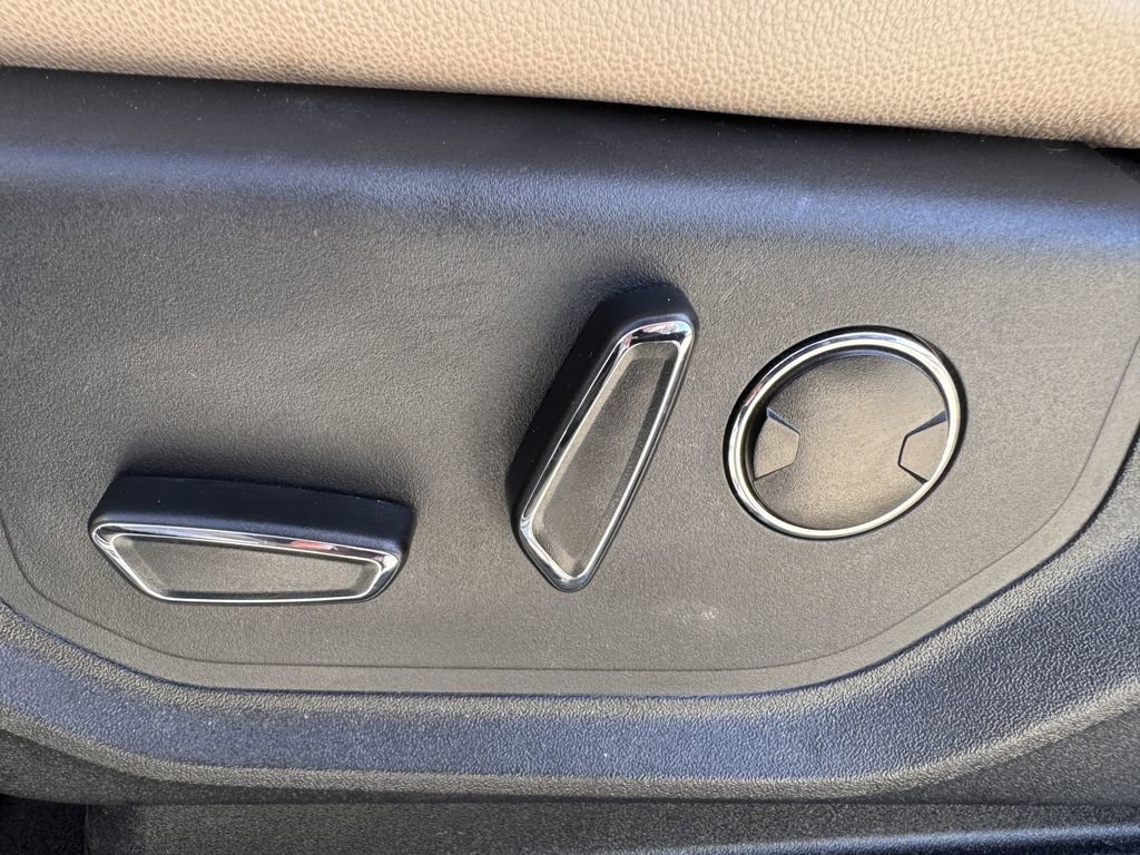 Used 2024 Ford Expedition Limited image 26