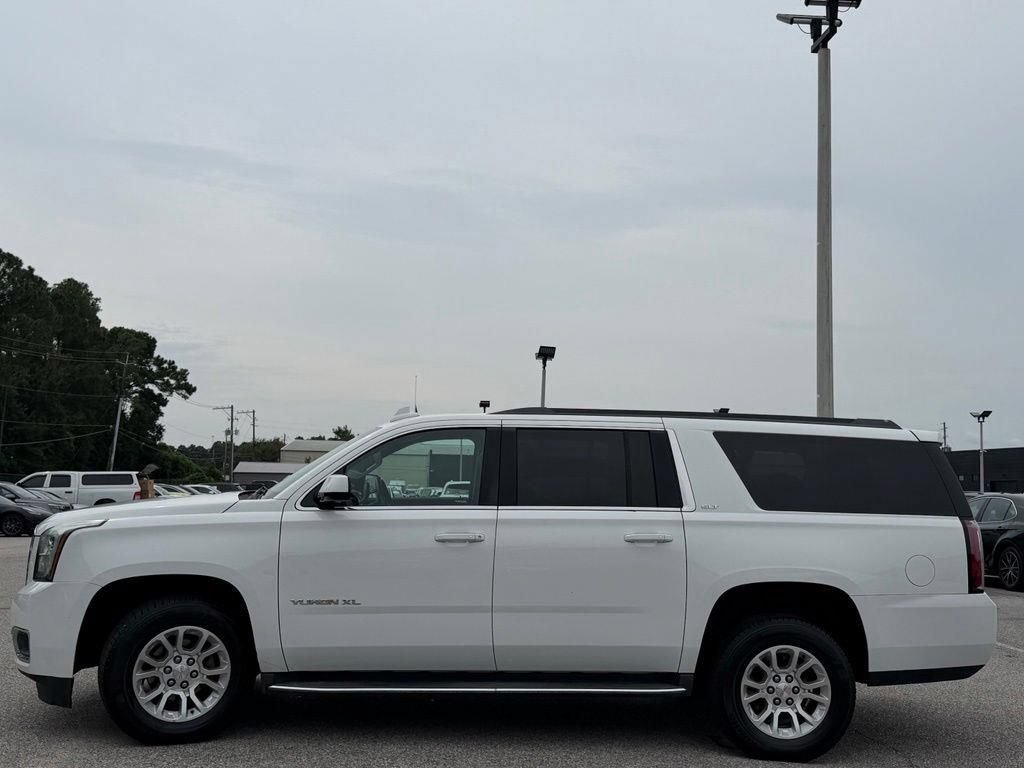 Used 2017 GMC Yukon XL SLT AWD/4WD image 8
