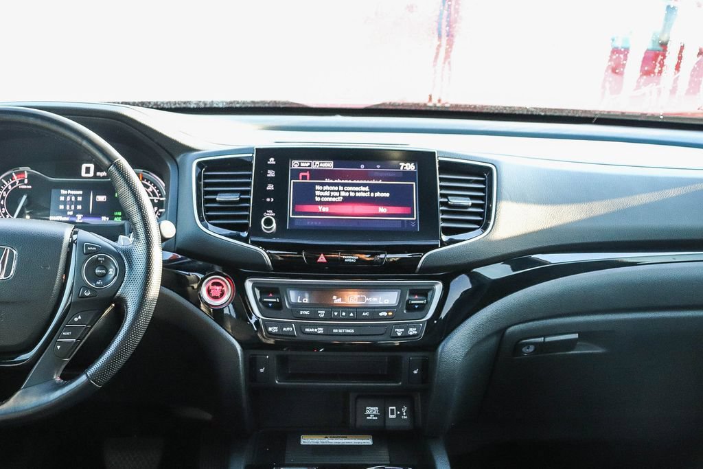 Used 2022 Honda Ridgeline Black Edition image 16