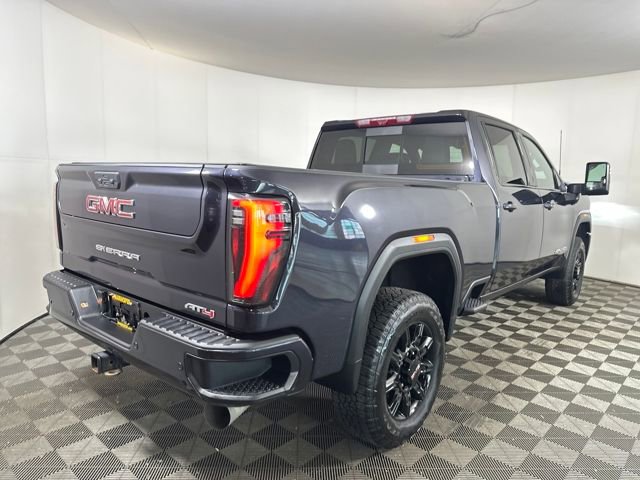 Used 2024 GMC Sierra 2500 AT4 w/ Technology Package image 3