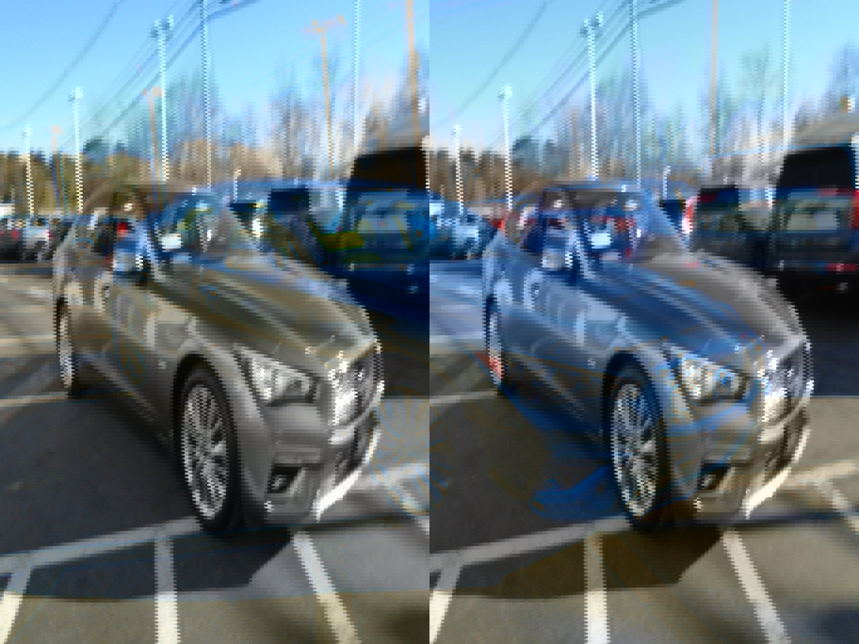 Used 2020 INFINITI Q50 Luxe w/ Essential Package (3.0T Luxe) image 4