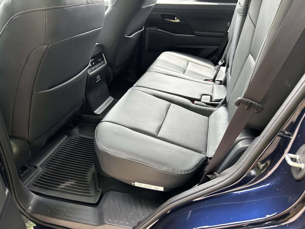 Used 2024 Lexus GX 550 w/ Accessory Package (Z1) AWD/4WD image 9