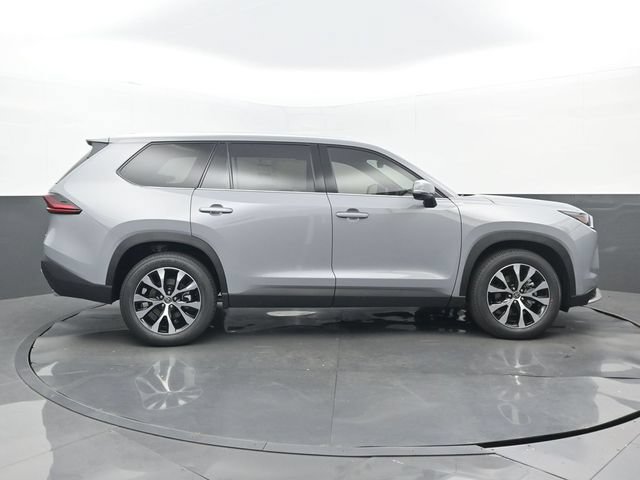 New 2026 Toyota Grand Highlander AWD Hybrid image 2