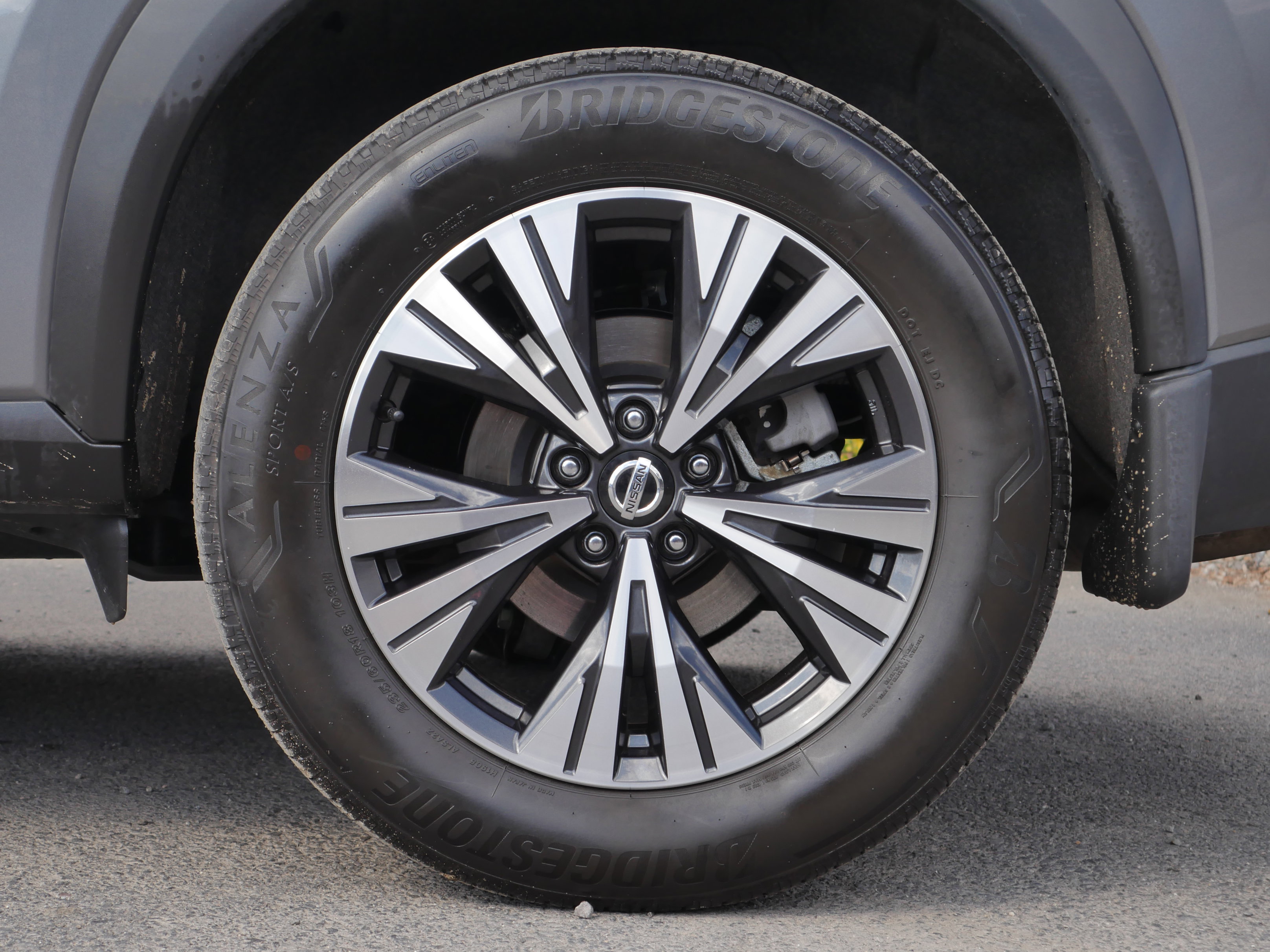 Certified 2021 Nissan Rogue SV image 4