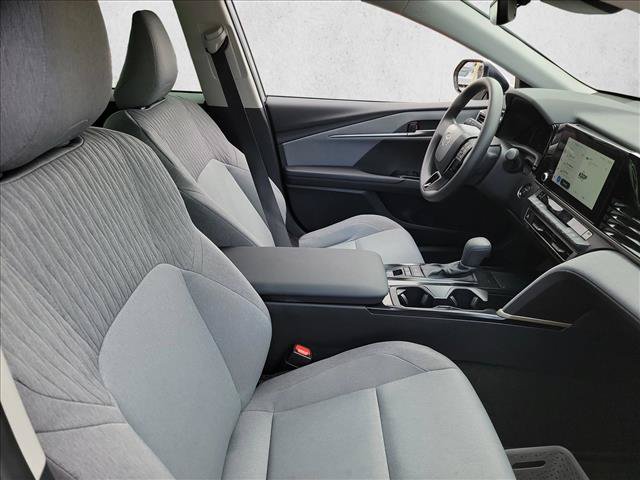 Used 2025 Toyota Camry LE w/ Convenience Package FWD image 15