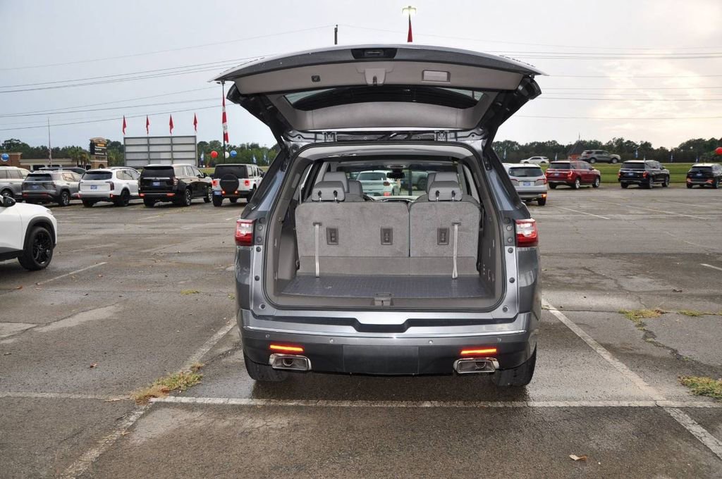 Used 2020 Chevrolet Traverse Premier image 23