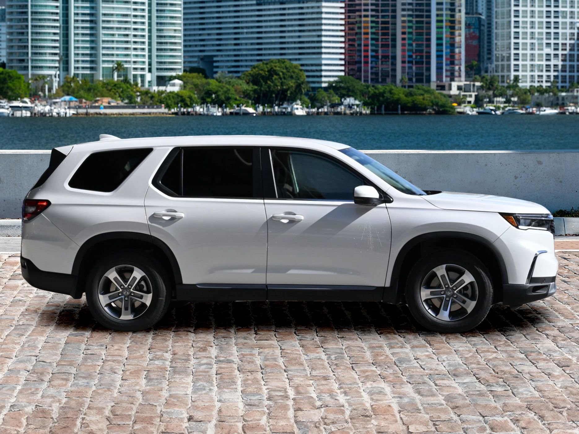 New 2025 Honda Pilot EX-L image 4