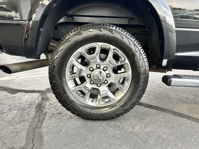 Used 2016 RAM 3500 Laramie Longhorn image 36
