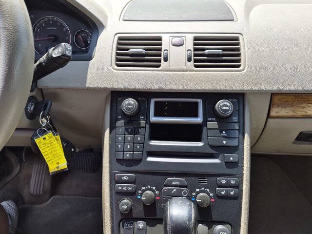 Used 2005 Volvo XC90 2.5T AWD/4WD image 20