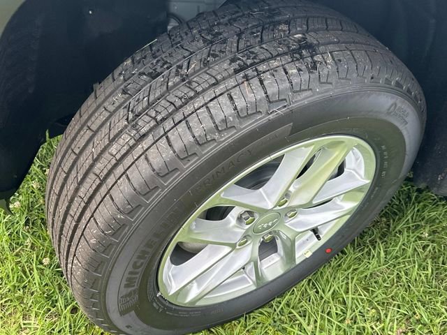 New 2025 Jeep Grand Cherokee L Laredo w/ Luxury Tech Group I image 22