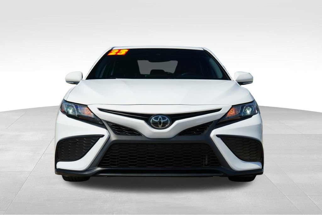 Used 2023 Toyota Camry SE w/ Cold Weather Package image 2