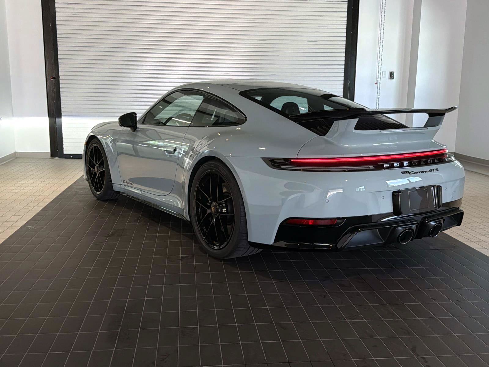 New 2026 Porsche 911 Carrera GTS RWD image 3