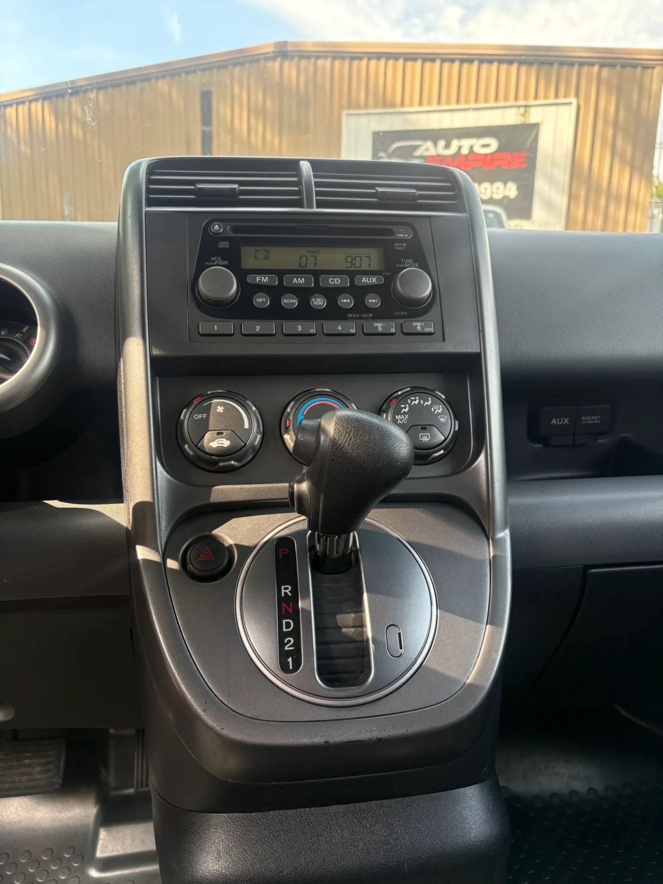 Used 2004 Honda Element EX image 16