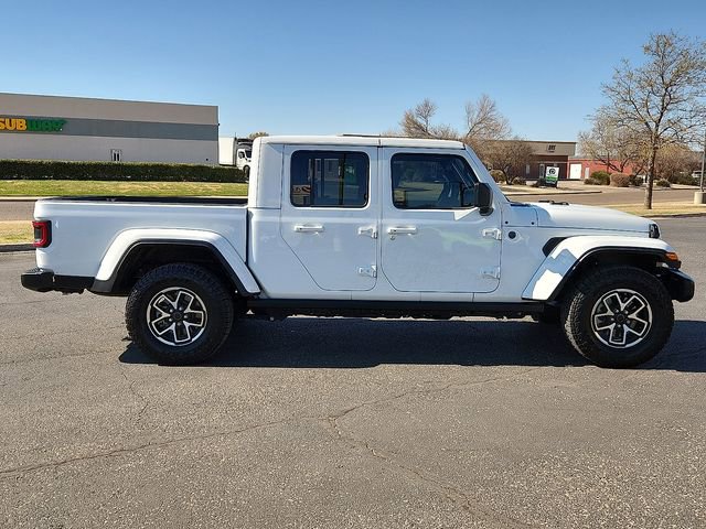 Used 2025 Jeep Gladiator Sport AWD/4WD image 5