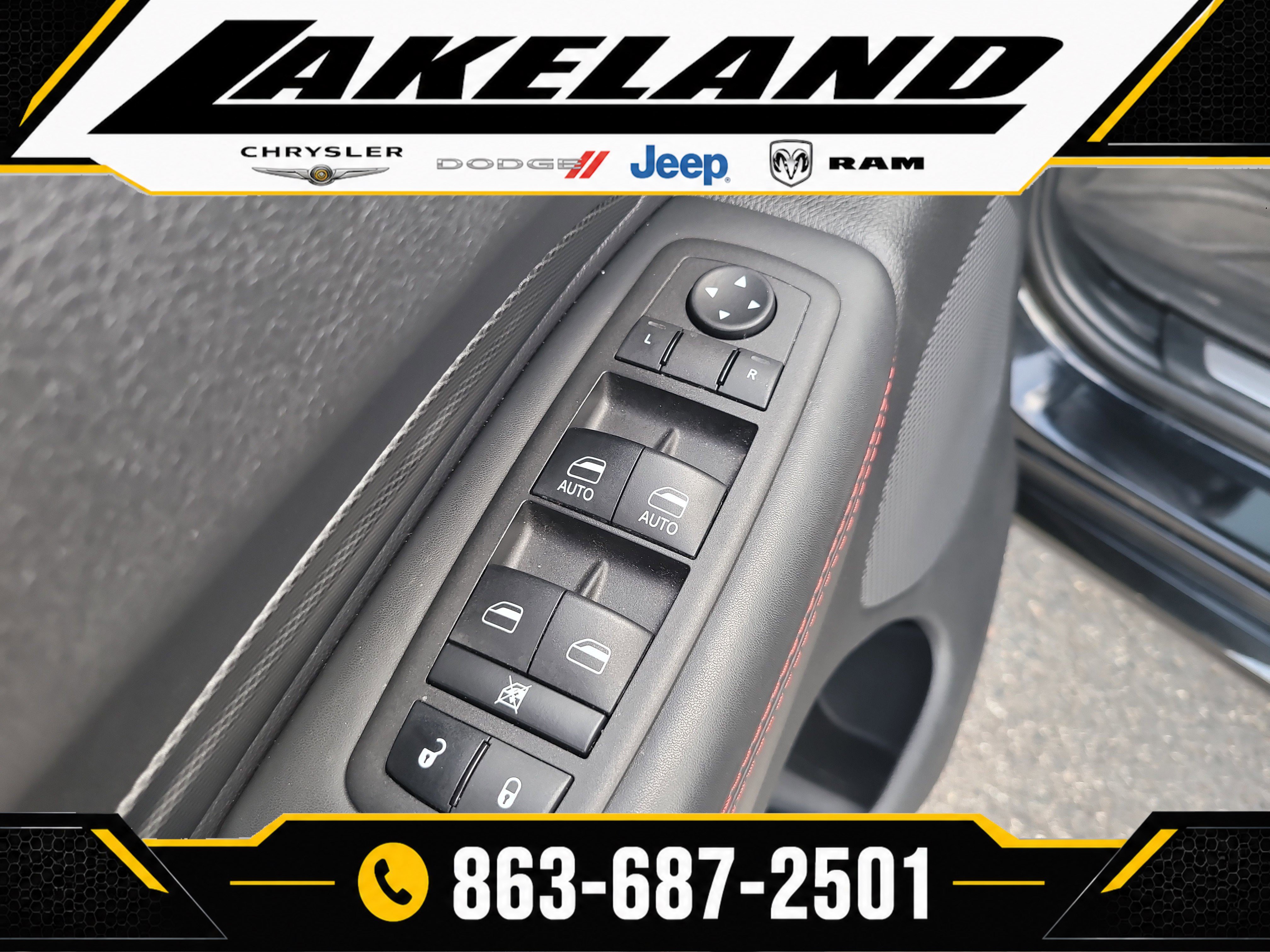 Used 2023 Dodge Durango R/T AWD/4WD image 17