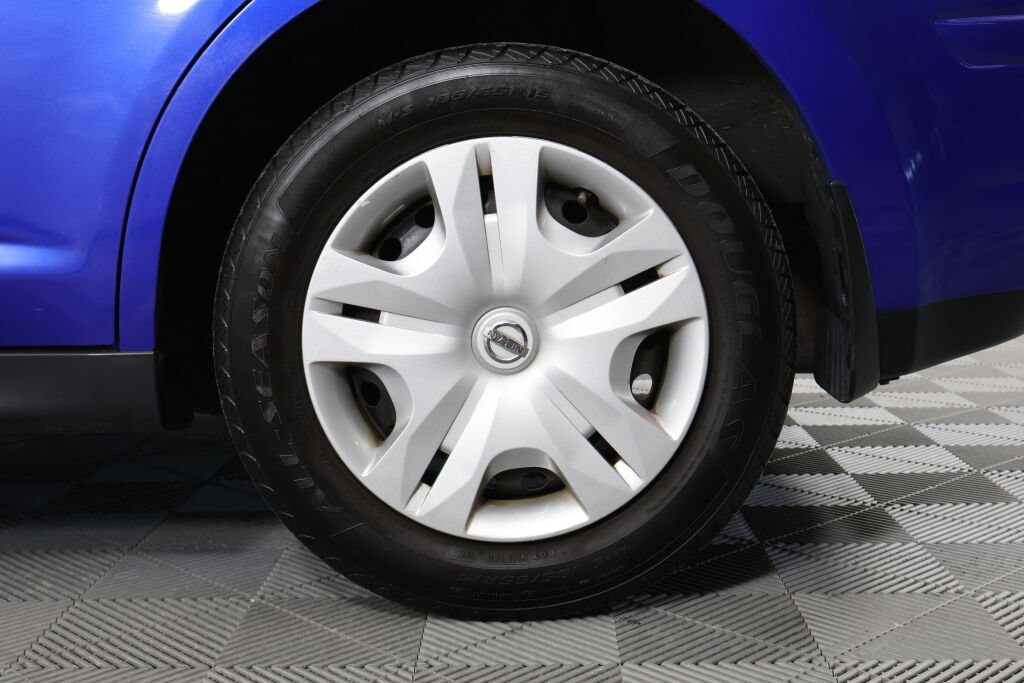 Used 2011 Nissan Versa 1.8 S w/ PWR Plus Pkg FWD image 8