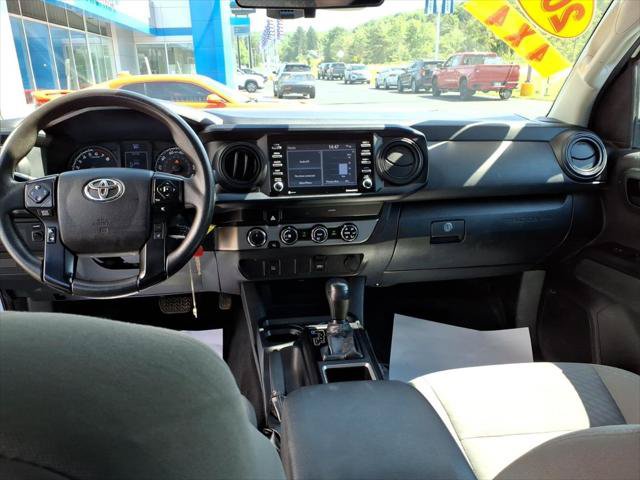 Used 2022 Toyota Tacoma SR AWD/4WD image 8