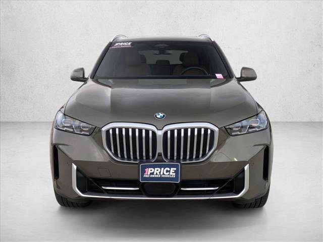 Used 2024 BMW X5 xDrive40i w/ Premium Package image 2