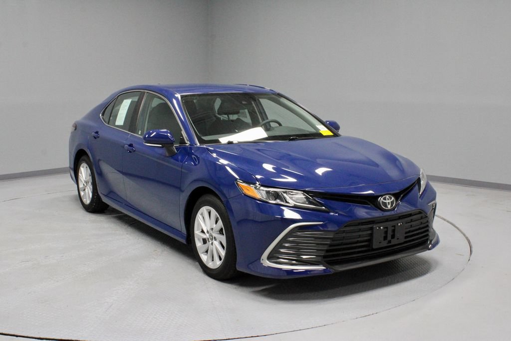 Used 2023 Toyota Camry LE w/ Convenience Package FWD image 1