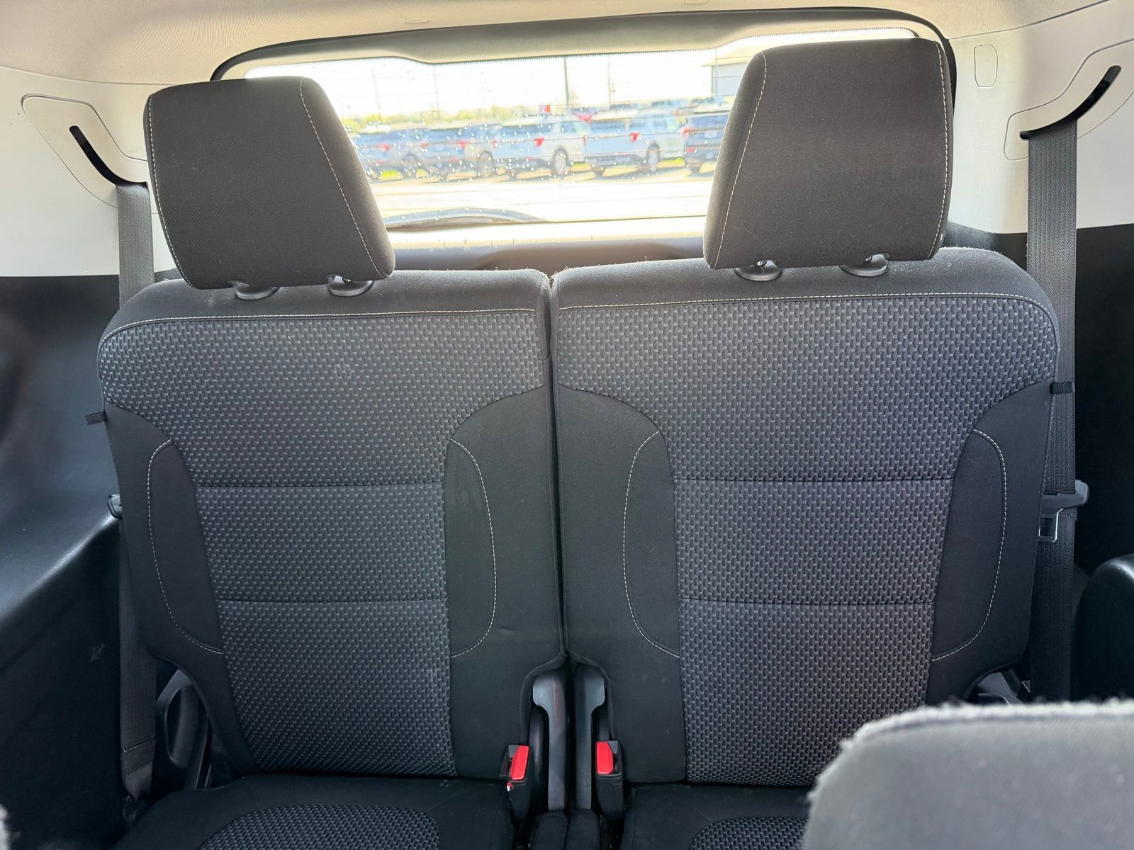 Used 2022 GMC Acadia SLE w/ Driver Convenience Package image 15