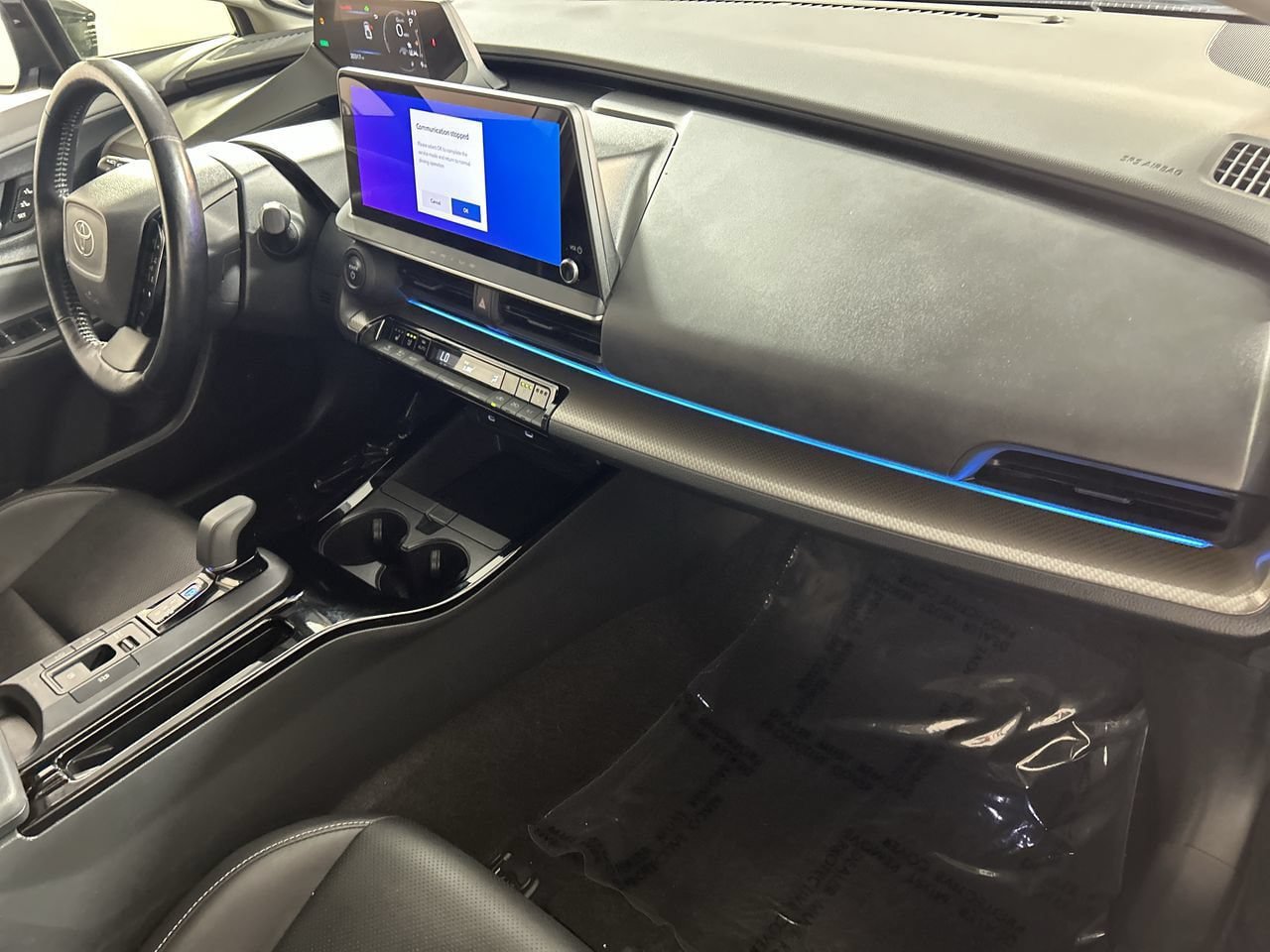 Used 2024 Toyota Prius Limited FWD image 28