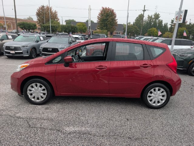 Used 2015 Nissan Versa Note SV FWD image 2