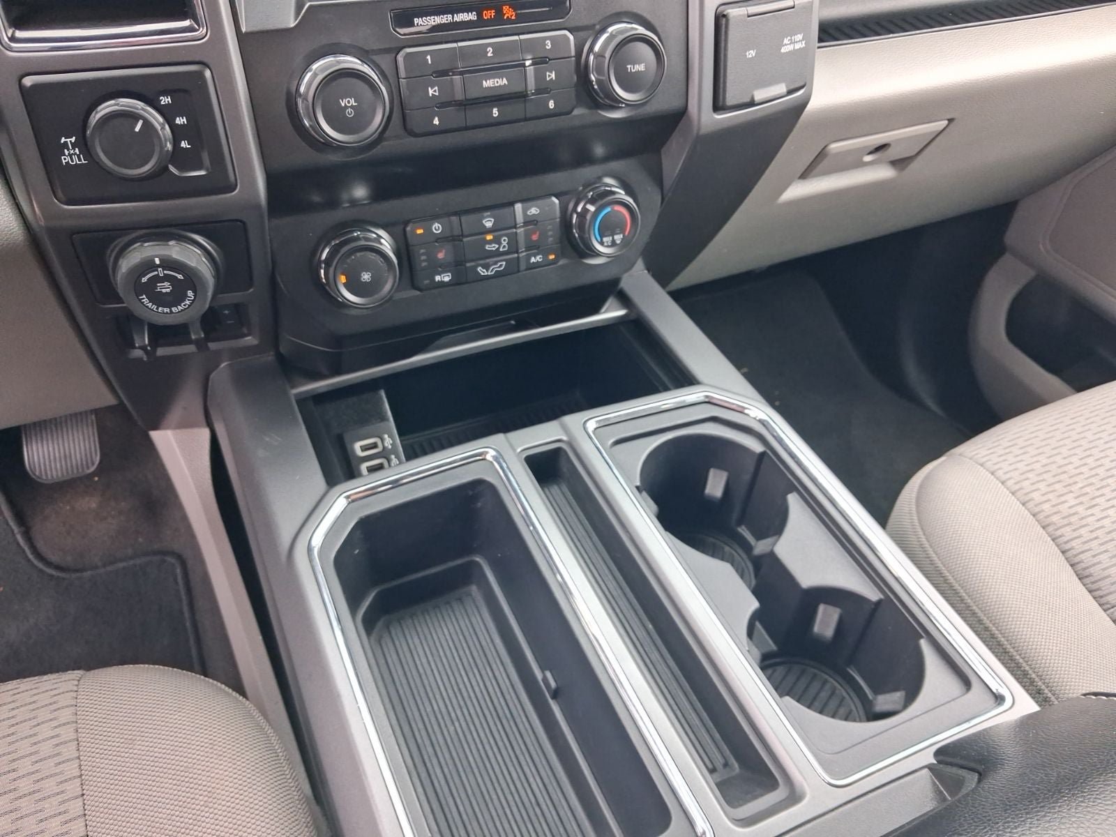 Used 2020 Ford F150 XLT w/ Equipment Group 302A Luxury AWD/4WD image 23