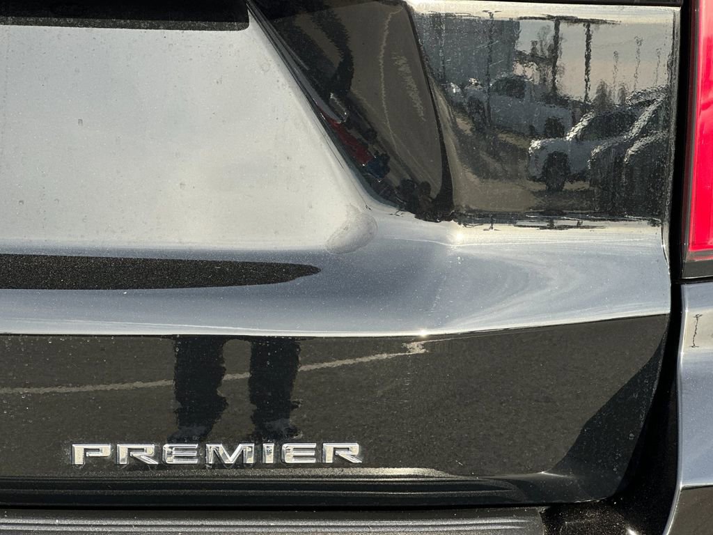 Used 2024 Chevrolet Tahoe Premier w/ Advanced Technology Package image 36