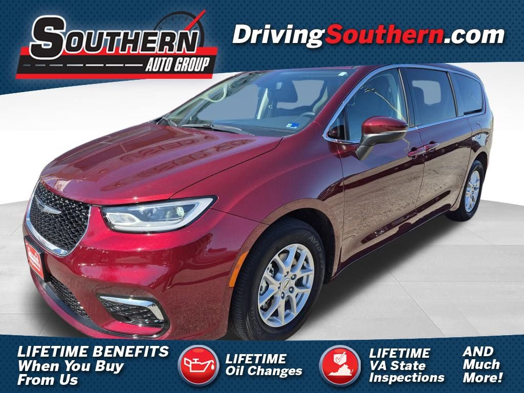 Used 2023 Chrysler Pacifica Touring-L