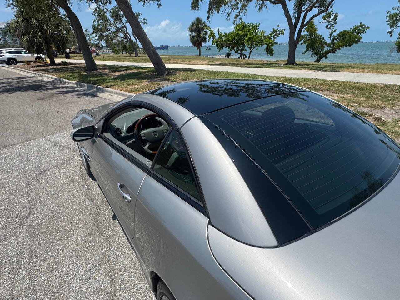 Used 2007 Mercedes-Benz SL 550 image 24