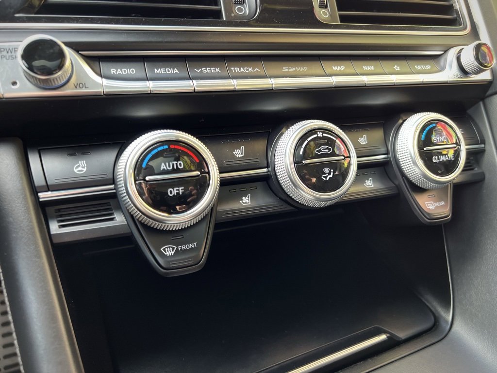 Used 2020 Genesis G70 3.3T w/ Prestige Package image 66