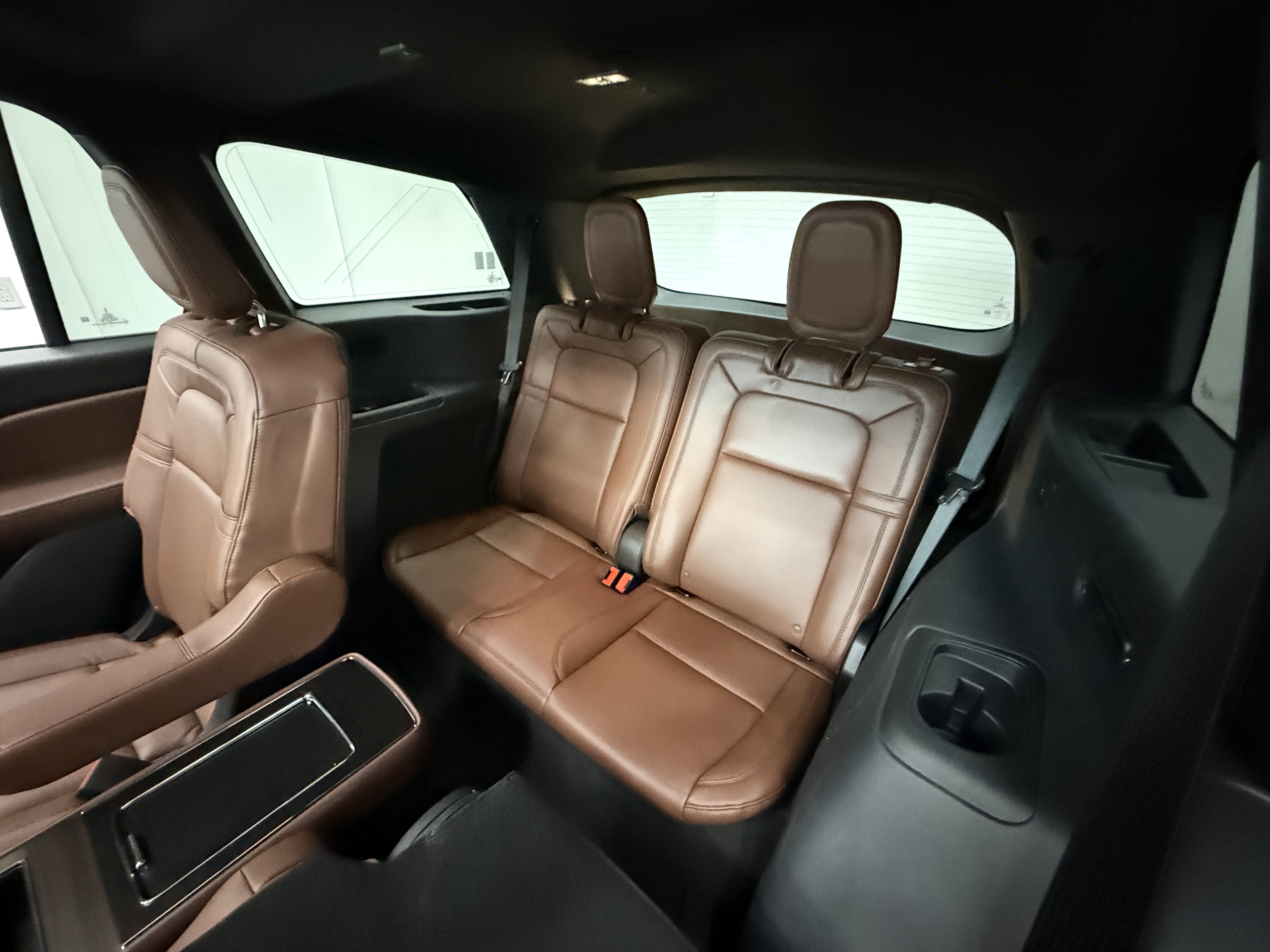 Used 2026 Lincoln Aviator Reserve w/ Jet Appearance Package AWD/4WD image 23