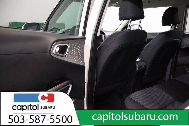 Used 2023 Kia Soul LX image 25