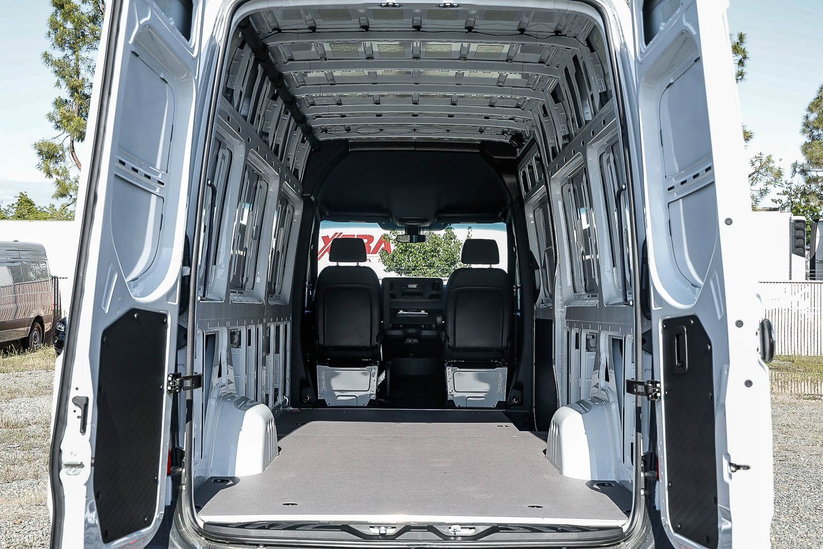 New 2025 Mercedes-Benz Sprinter 2500 image 26