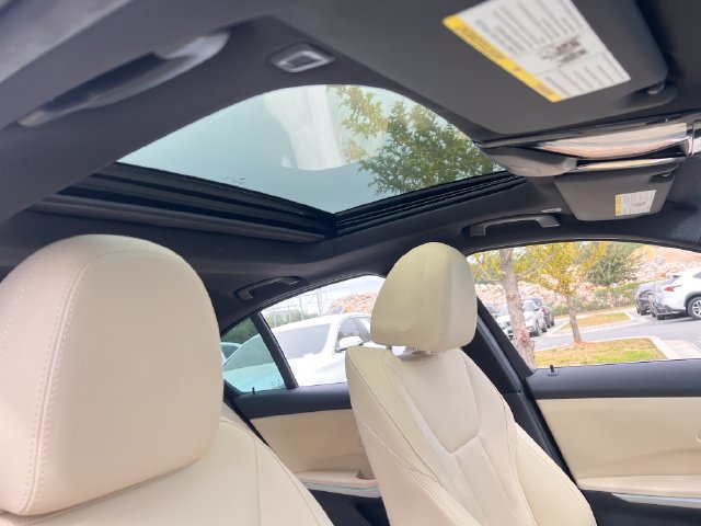Used 2019 BMW 330i Sedan w/ Convenience Package RWD image 34
